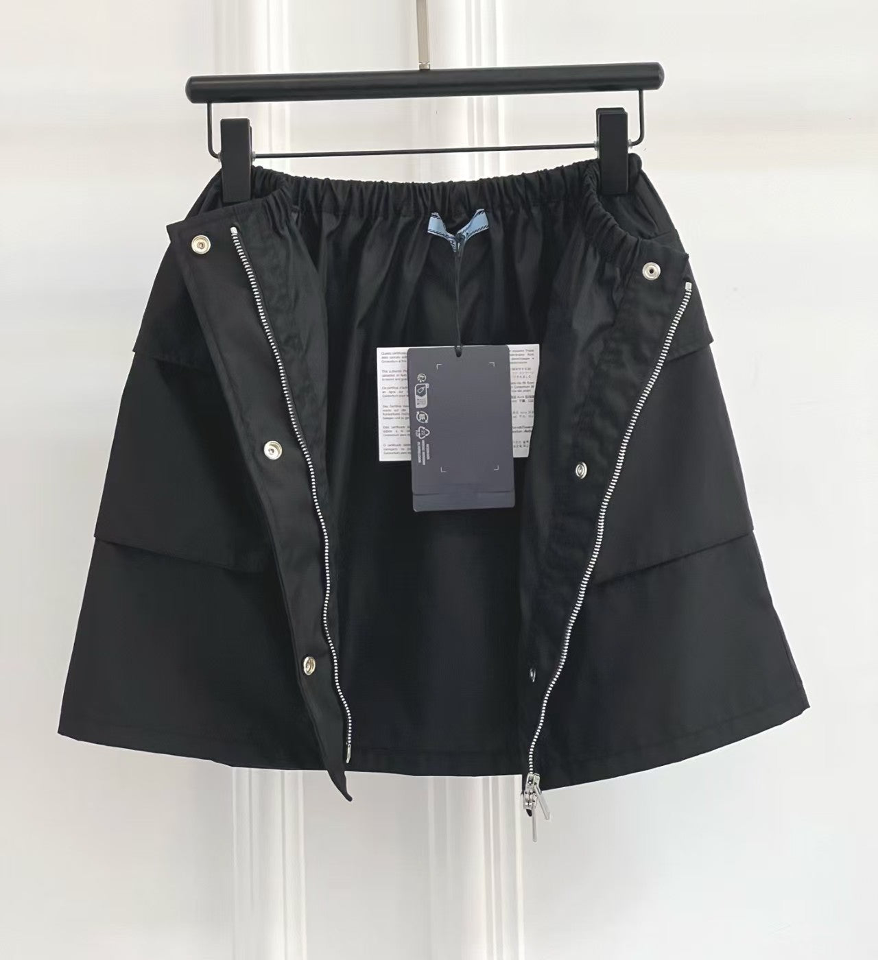 Micro Logo Elastic Waist Pocket Skirt