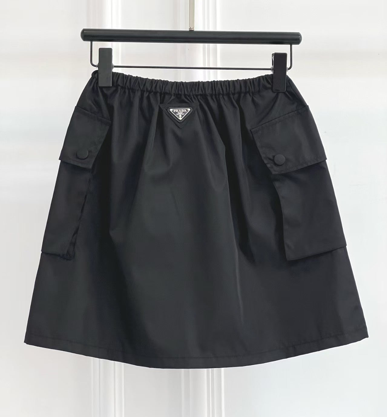 Micro Logo Elastic Waist Pocket Skirt