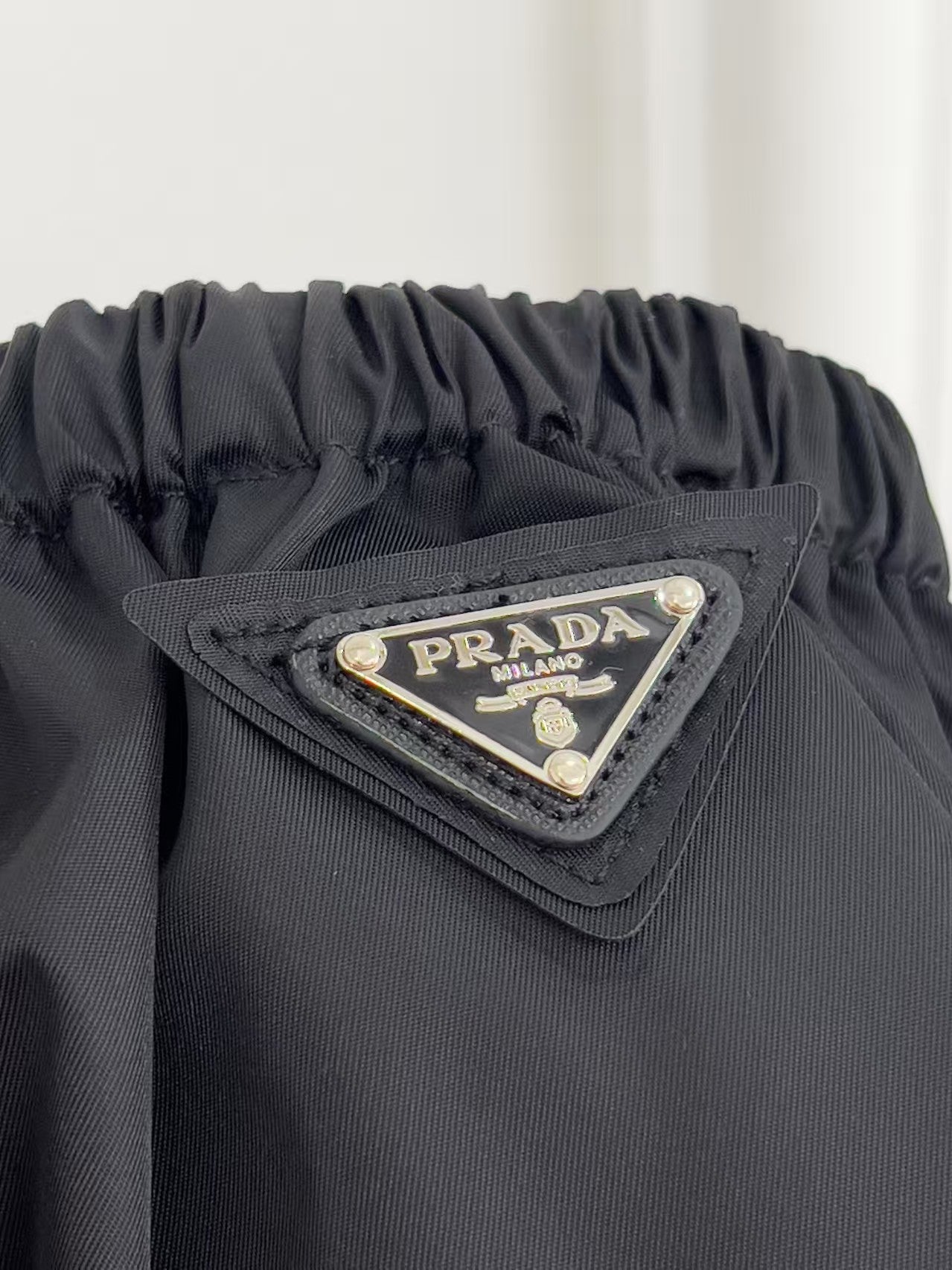 Micro Logo Elastic Waist Pocket Skirt