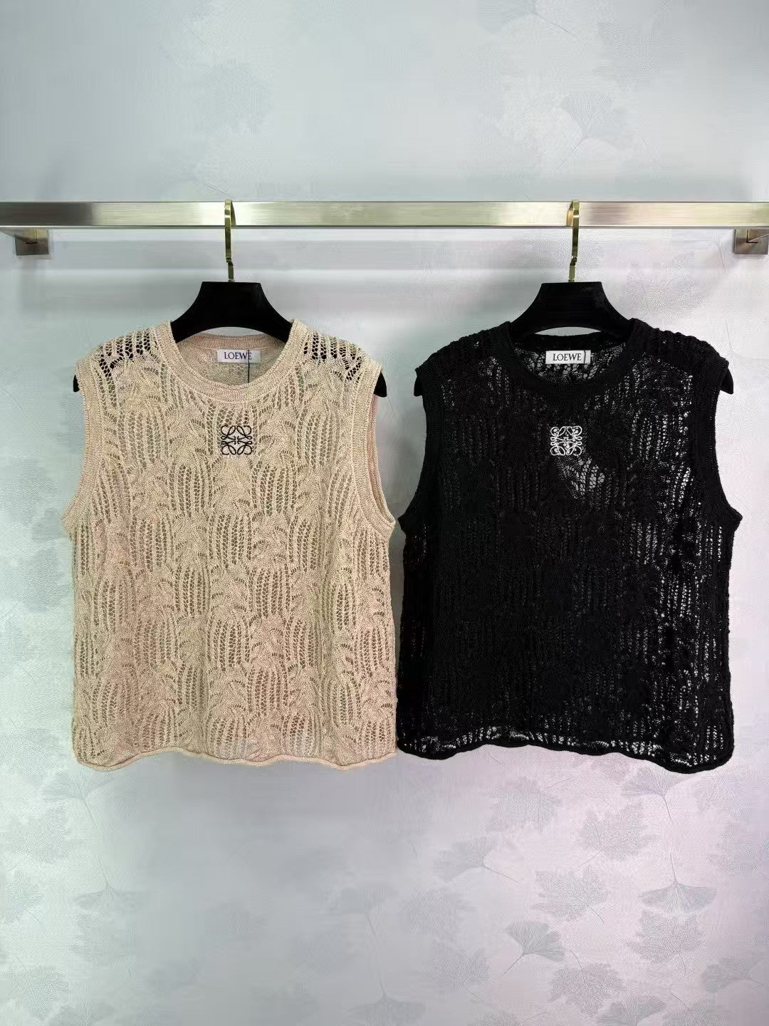 New spring and summer hollow knitted vest