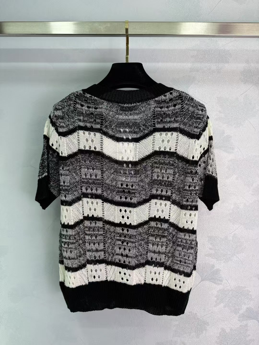 Black and white striped hollow knit short-sleeved cardigan