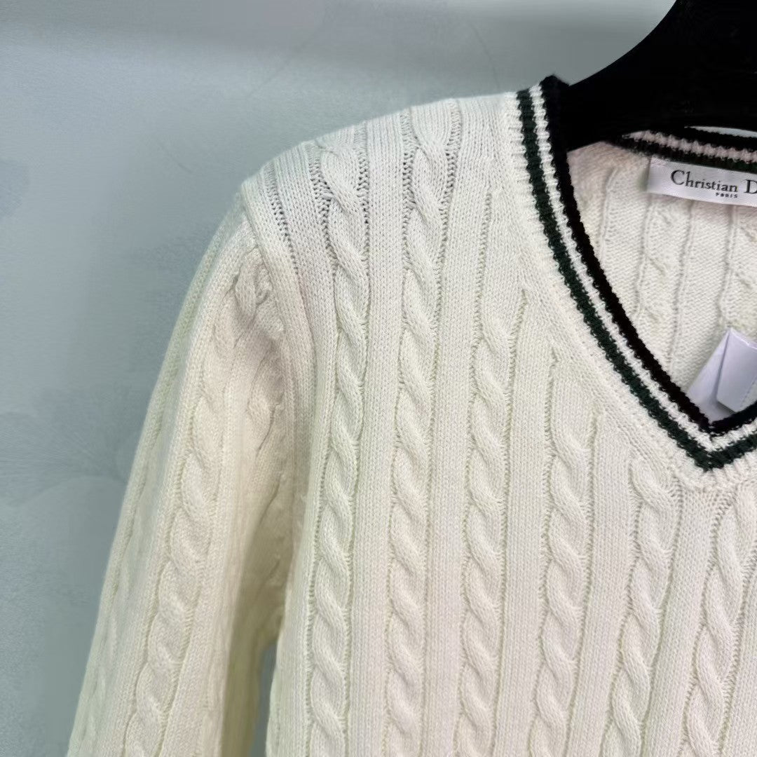 New V-neck knitted long sleeves