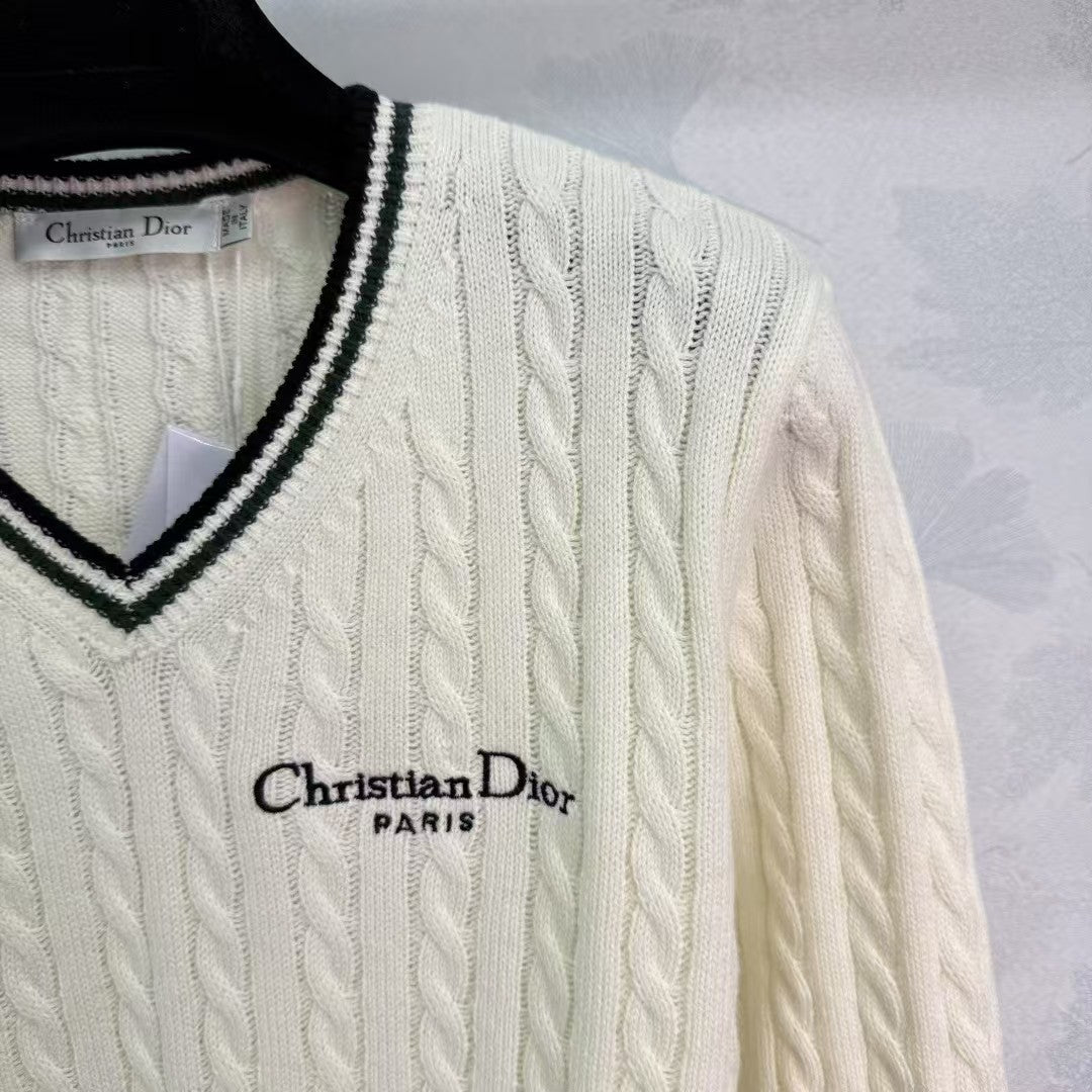 New V-neck knitted long sleeves