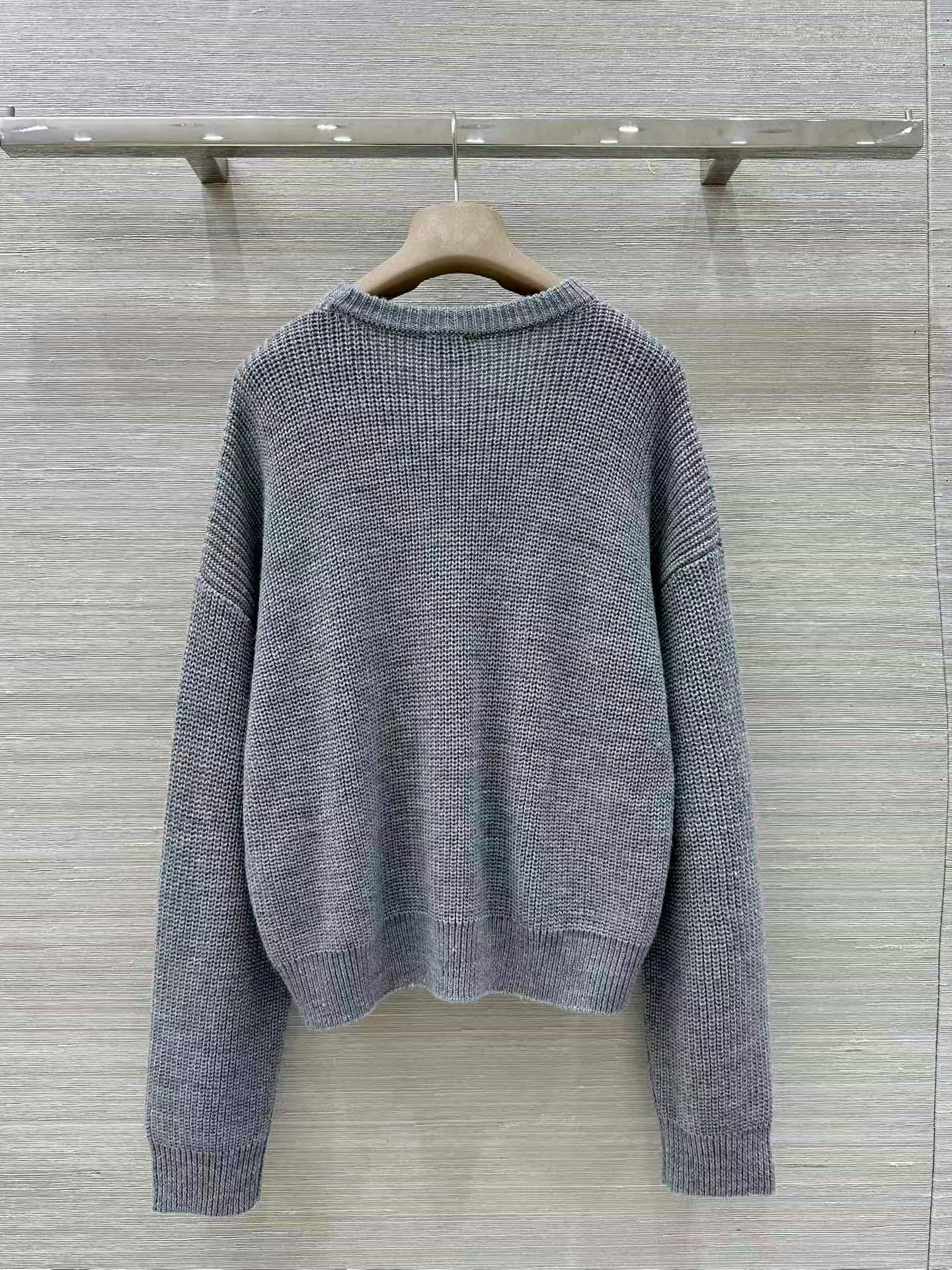 3D embroidered sweater