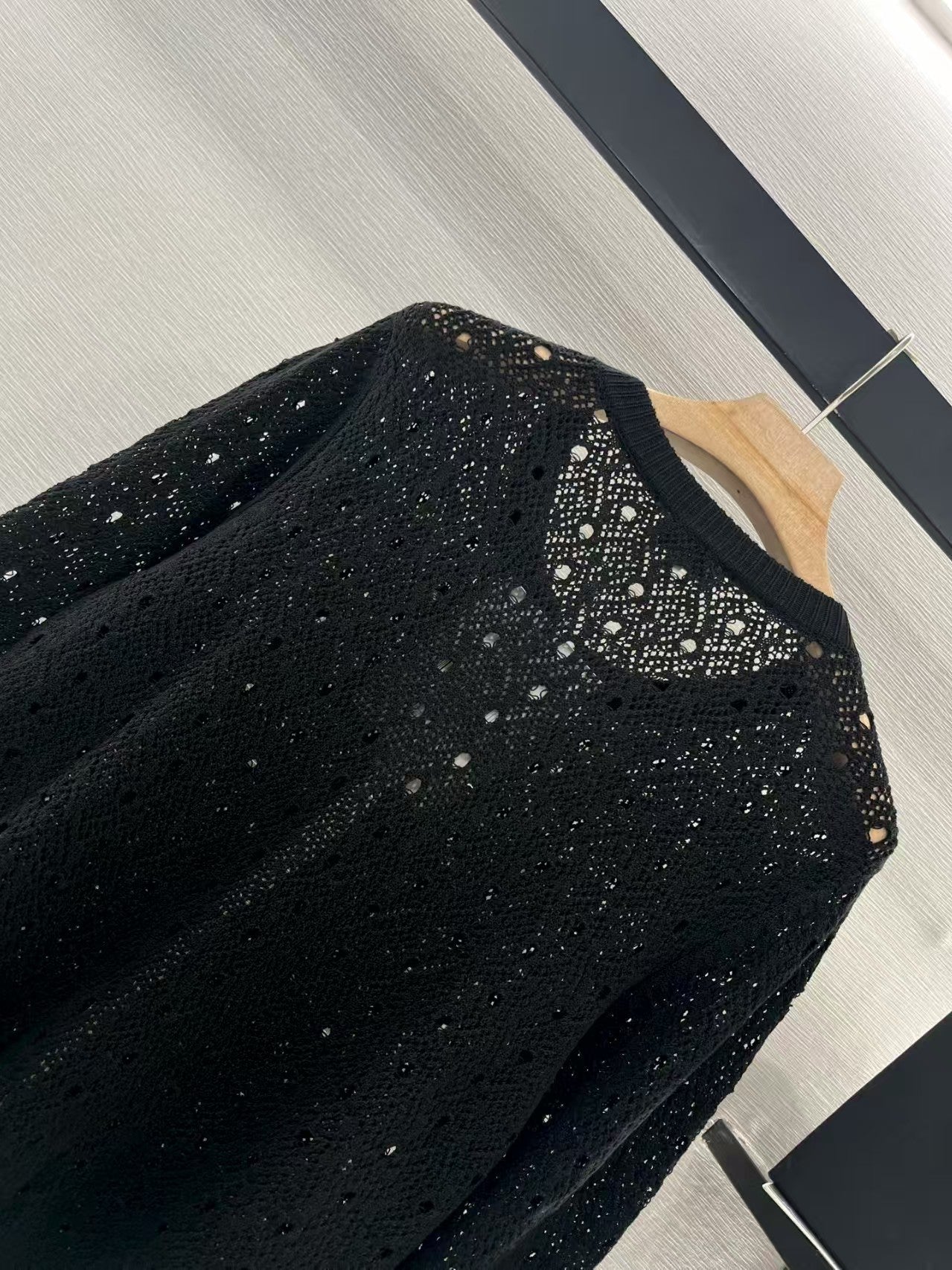 Hollow rhinestone knitted cardigan