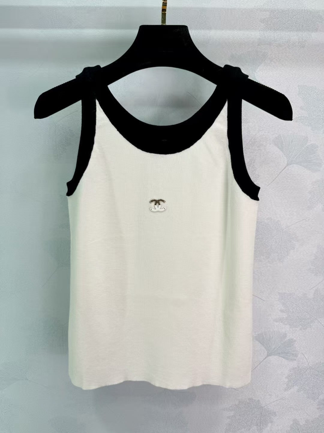 New chest logo knitted vest