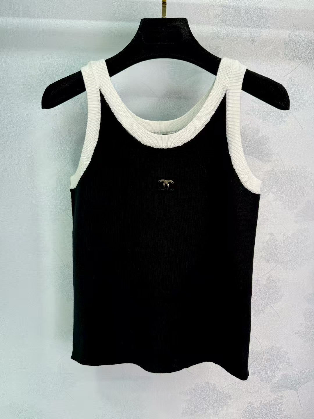 New chest logo knitted vest