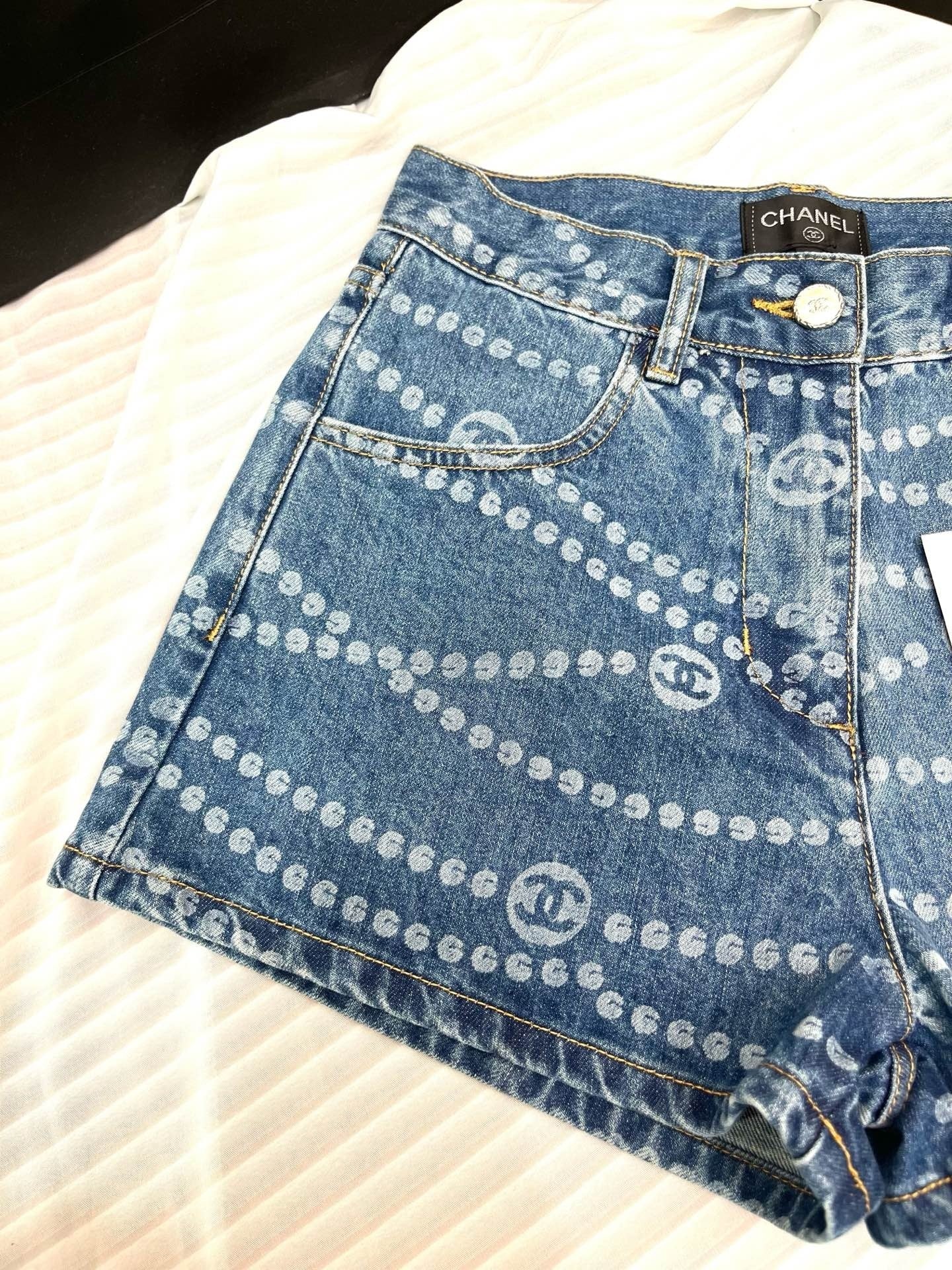 Spring/Summer New Denim Shorts