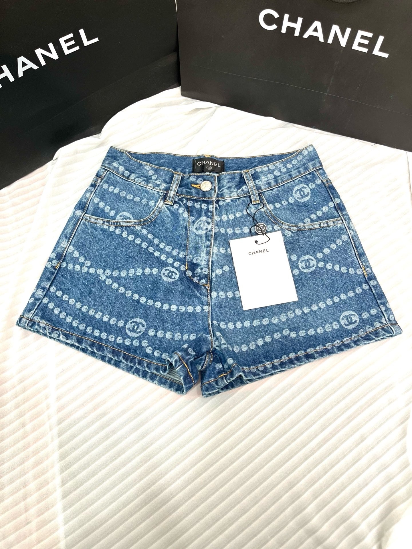 Spring/Summer New Denim Shorts
