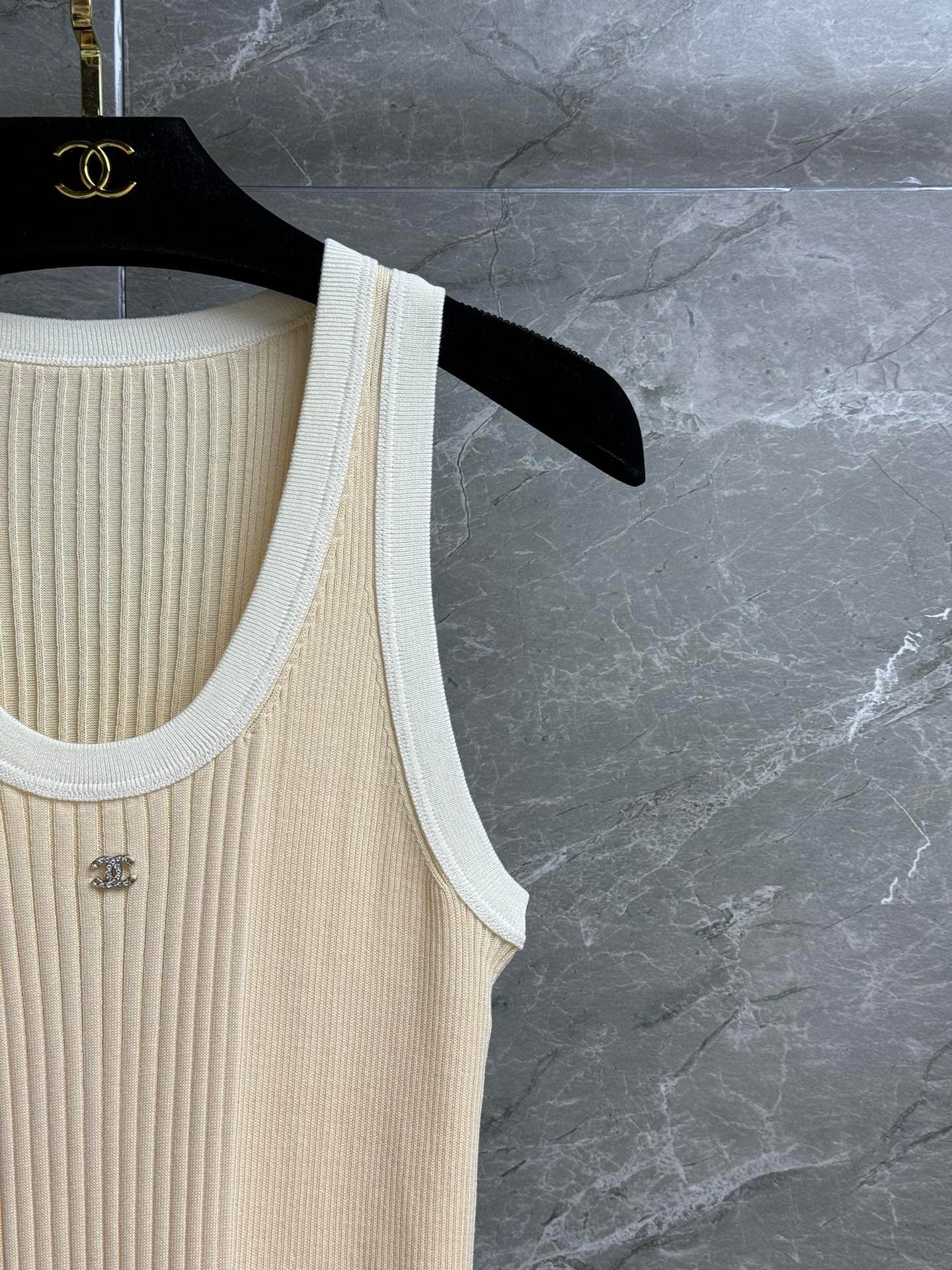 Spring/Summer New Arrivals at the Beach