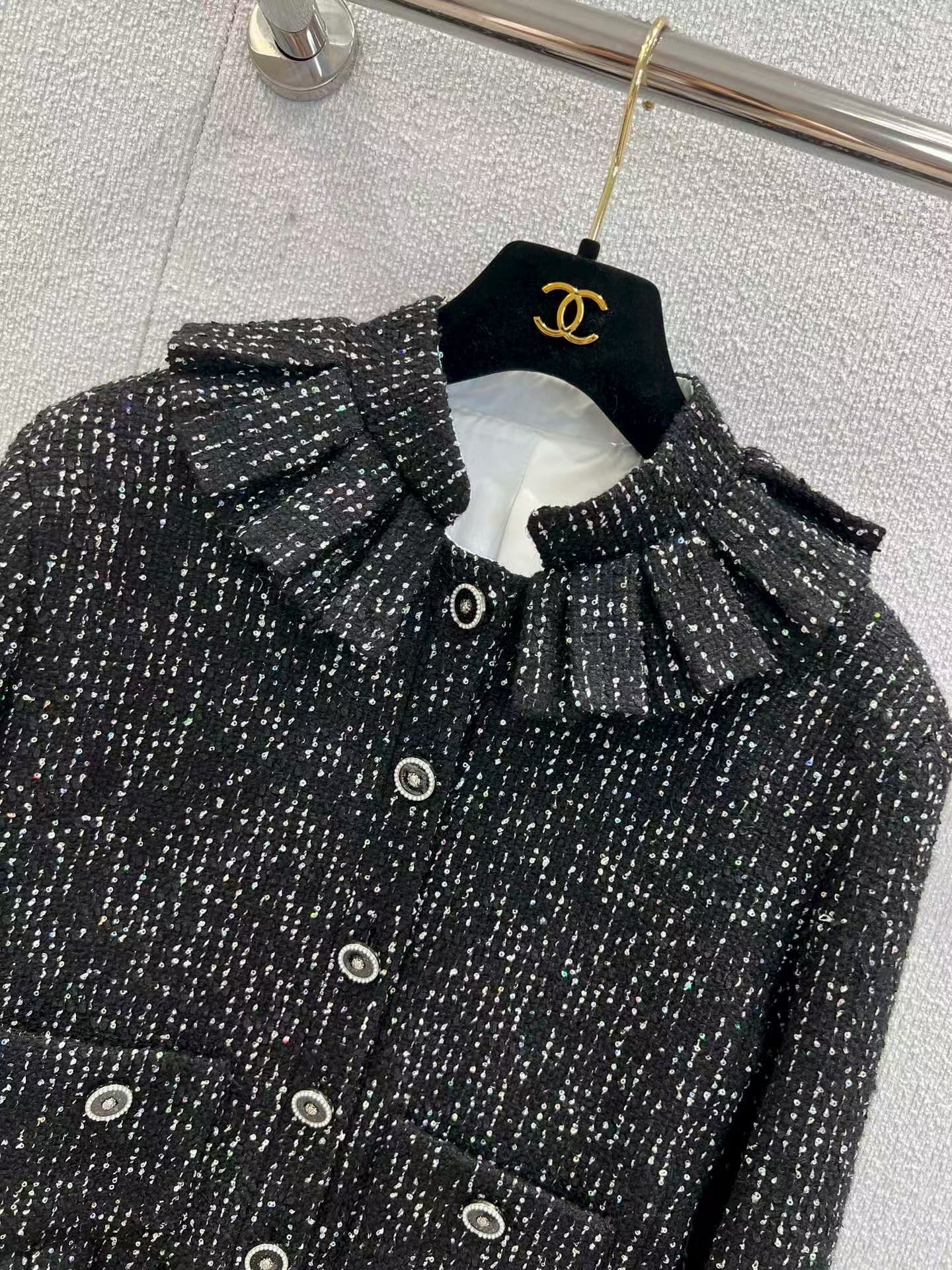 New sequined ruffle jacket