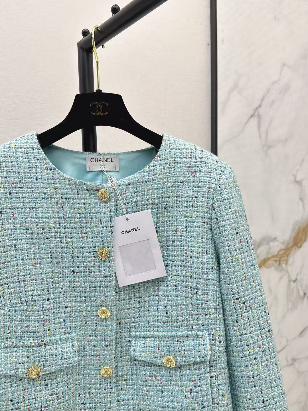 Latest knitted short coat