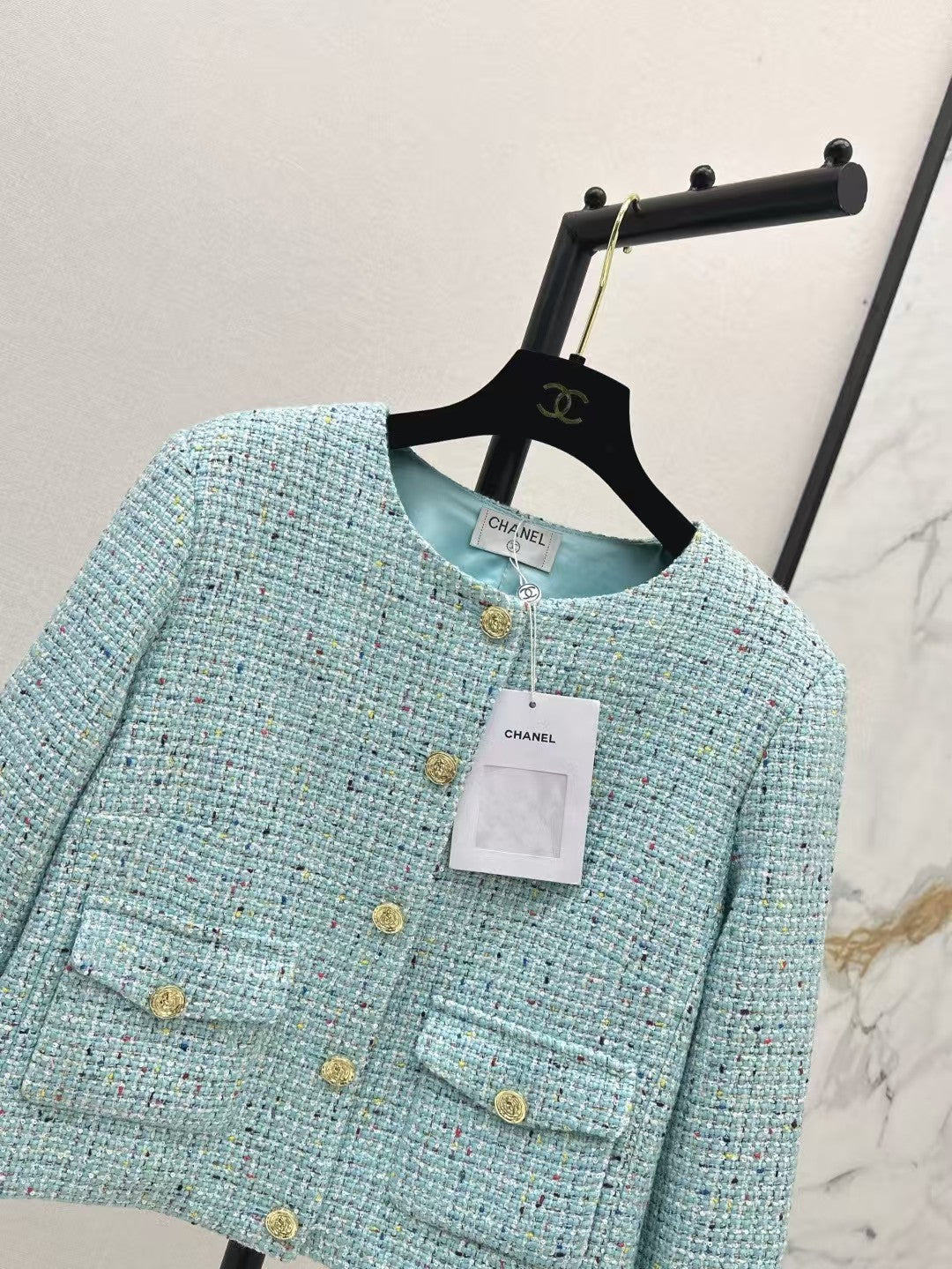 Latest knitted short coat