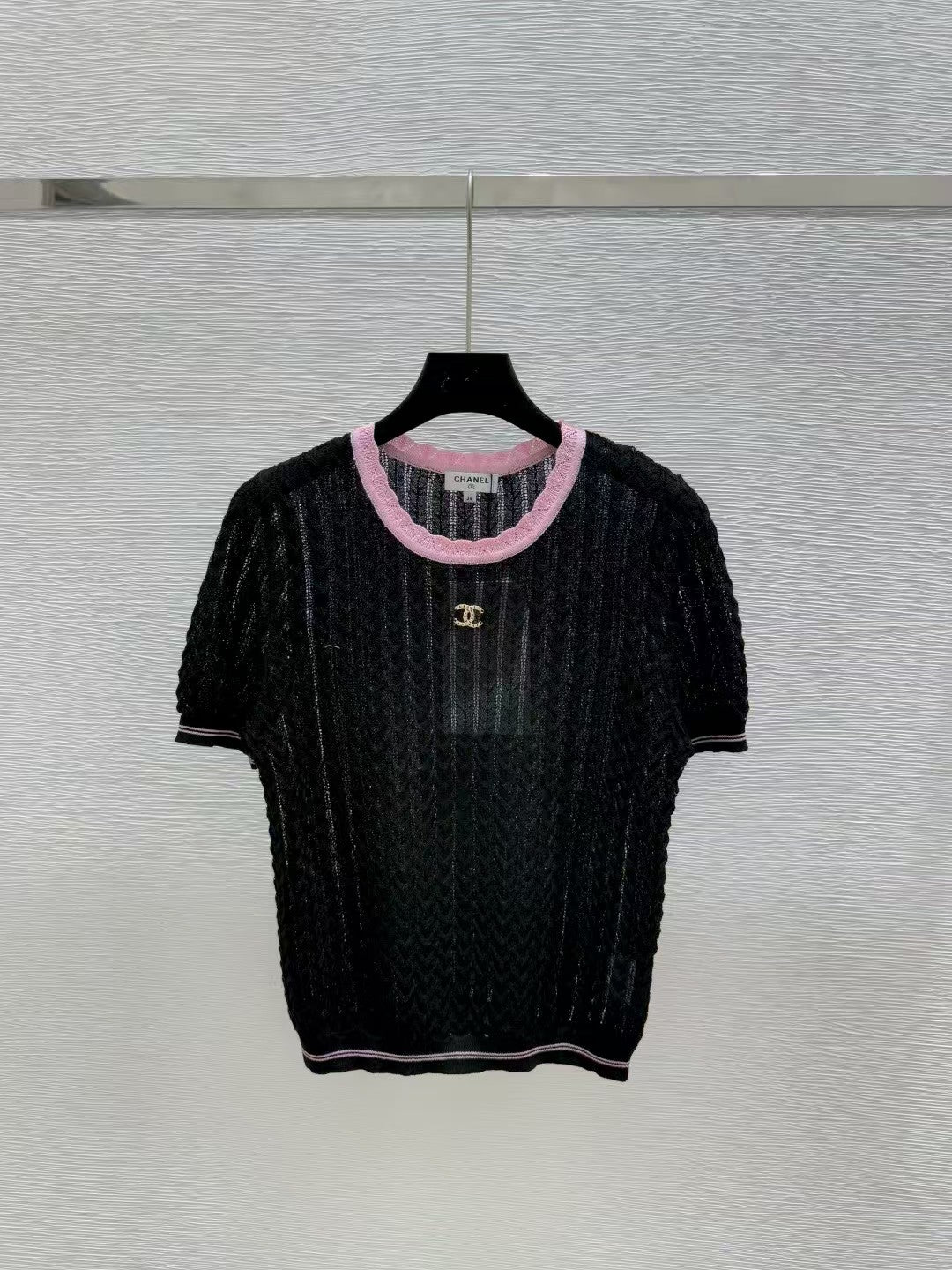 Contrast color crew neck knit short sleeves