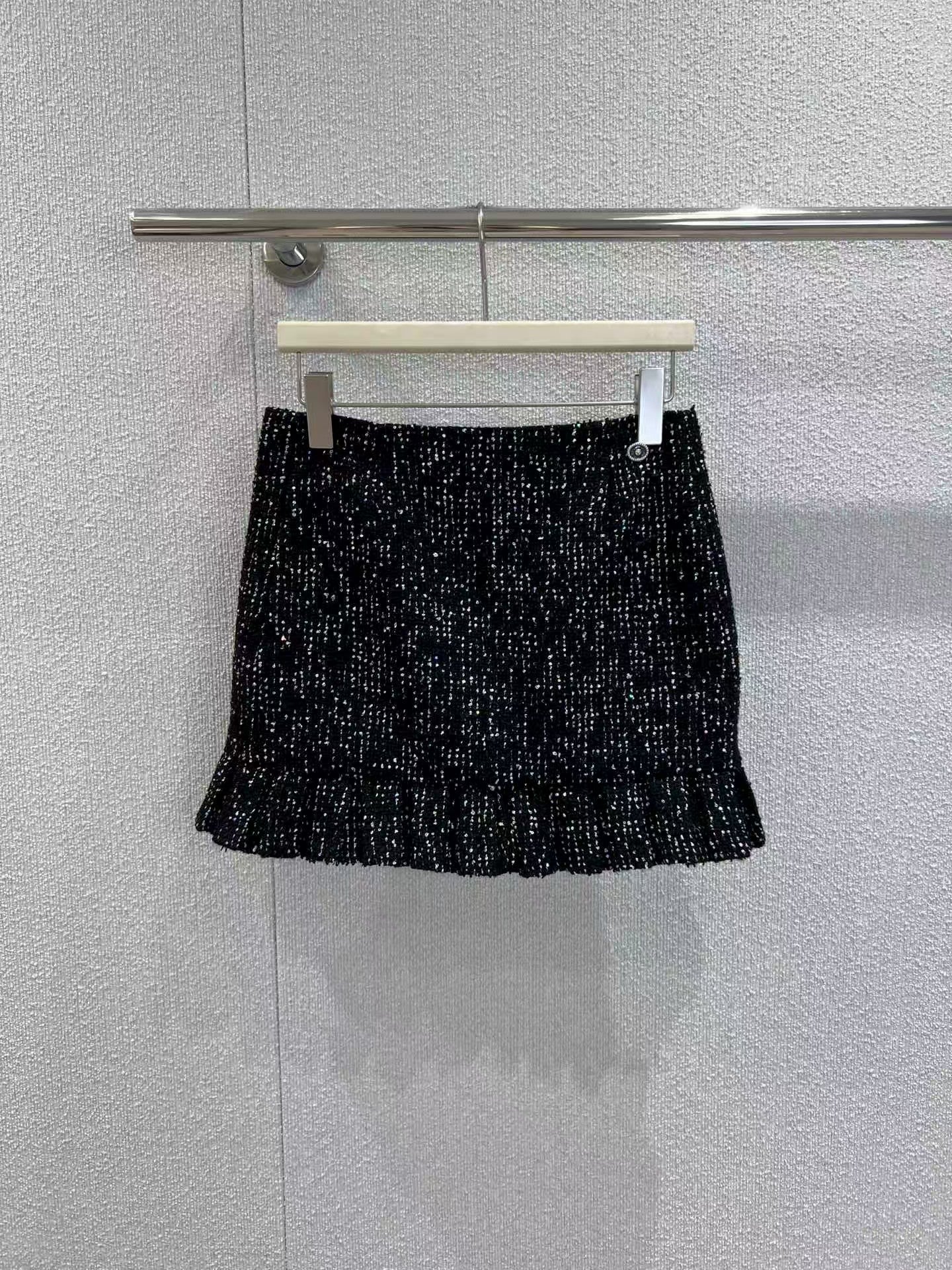 New sequined ruffle jacket