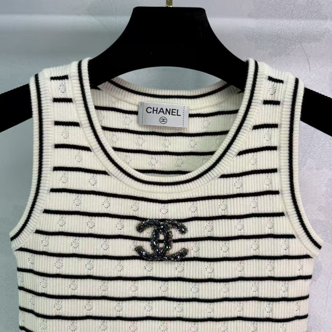 New Striped Crewneck Knitted Vest