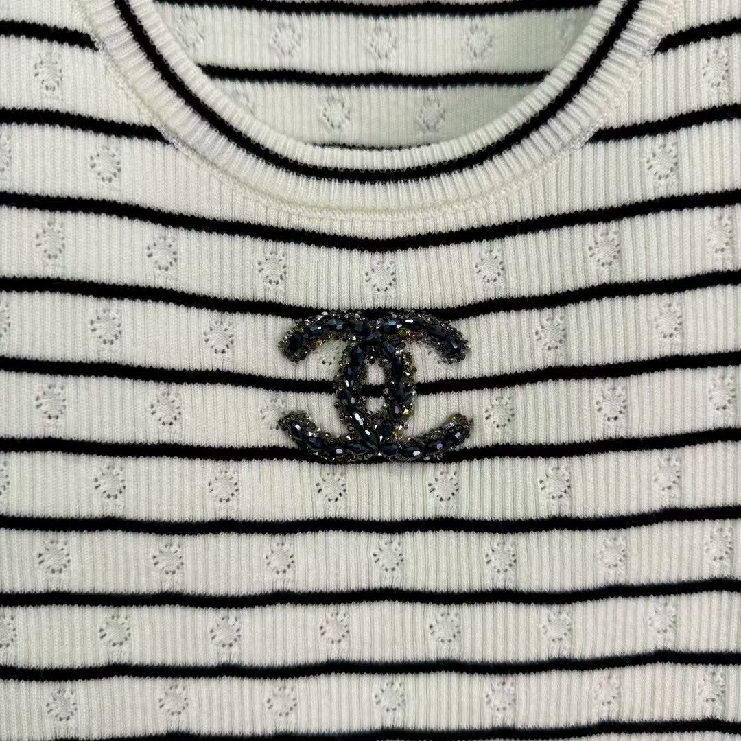 New Striped Crewneck Knitted Vest