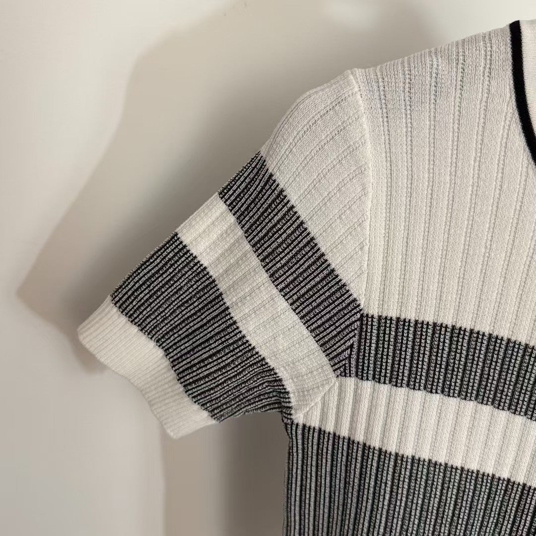 Colorblock Short Sleeve Knit Top