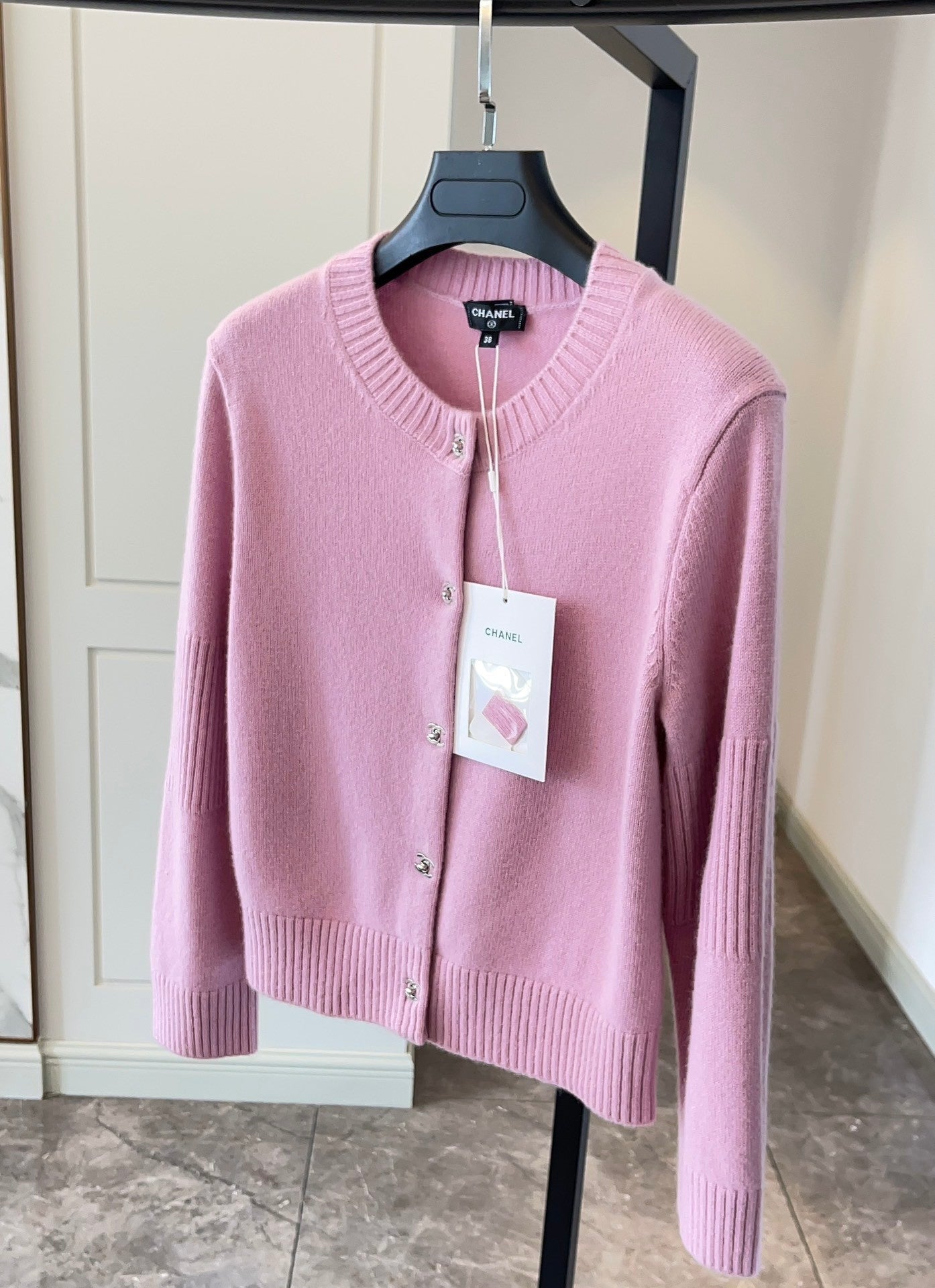Cashmere cardigan with school bag buckle