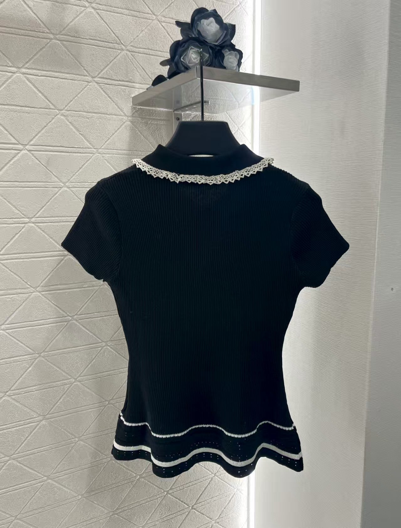 Hollow lace knit short sleeves