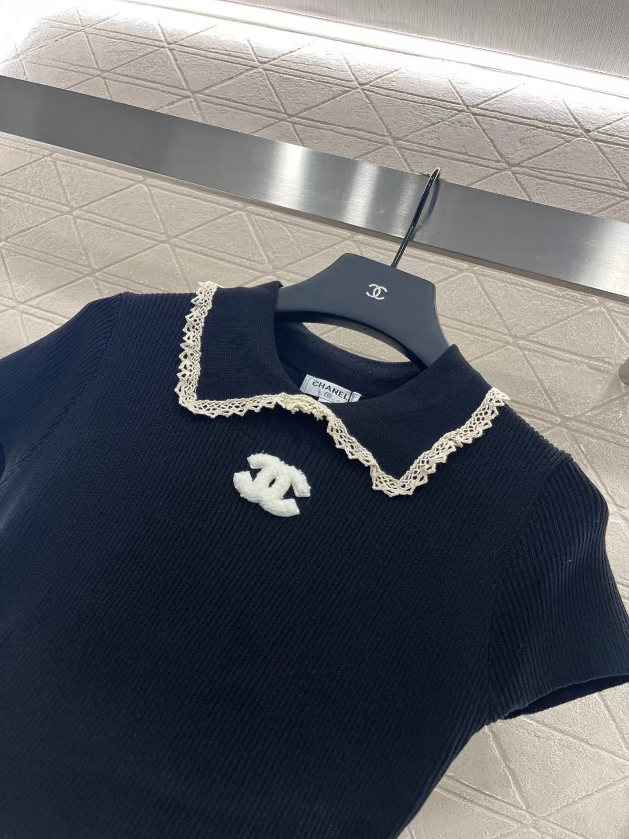 Hollow lace knit short sleeves