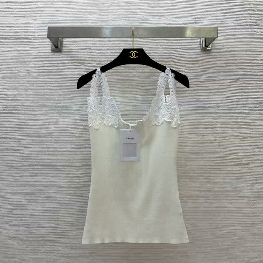 Water-soluble lace camisole knitted vest