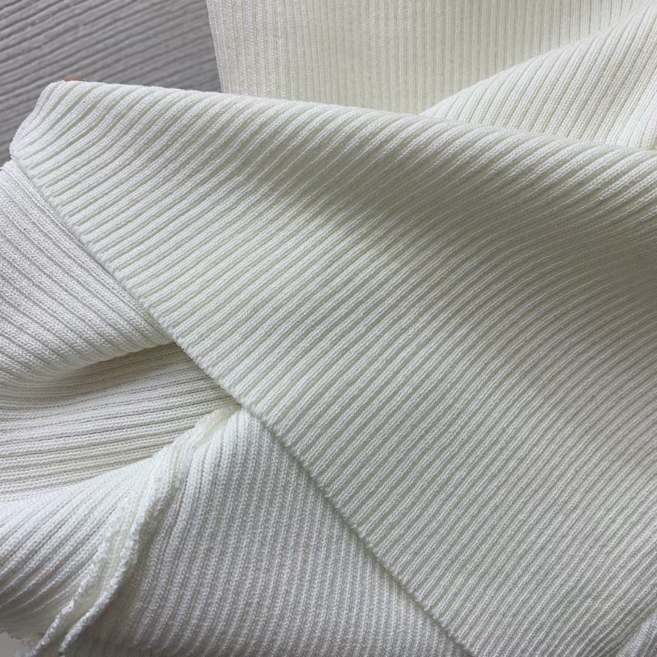 Water-soluble lace camisole knitted vest