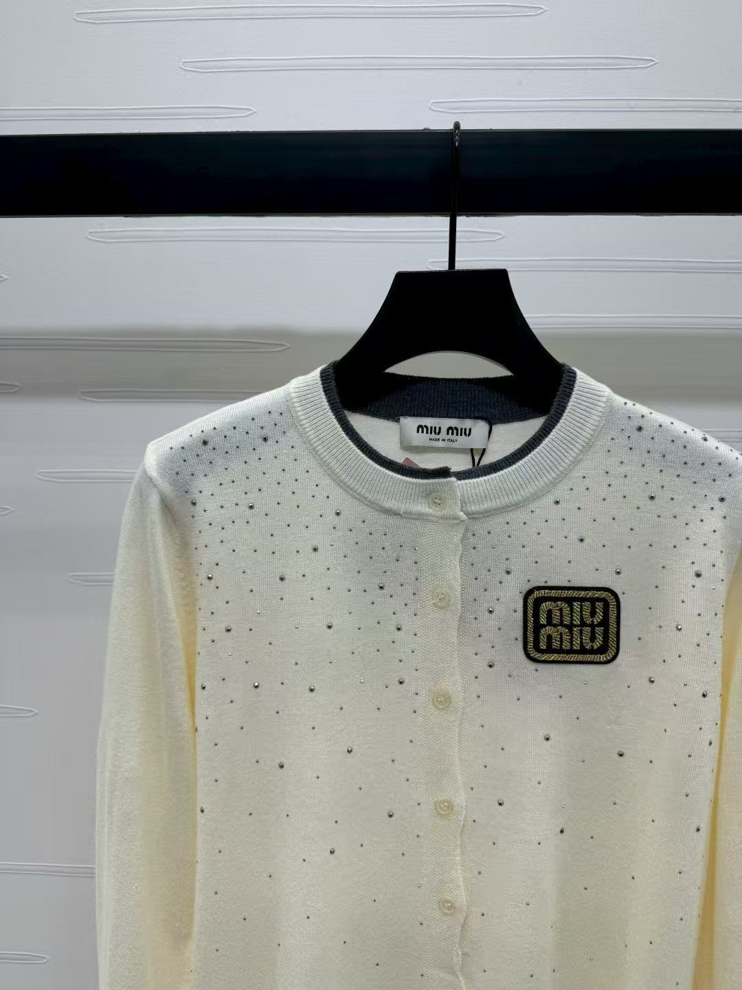 Rhinestone crew neck knitted cardigan