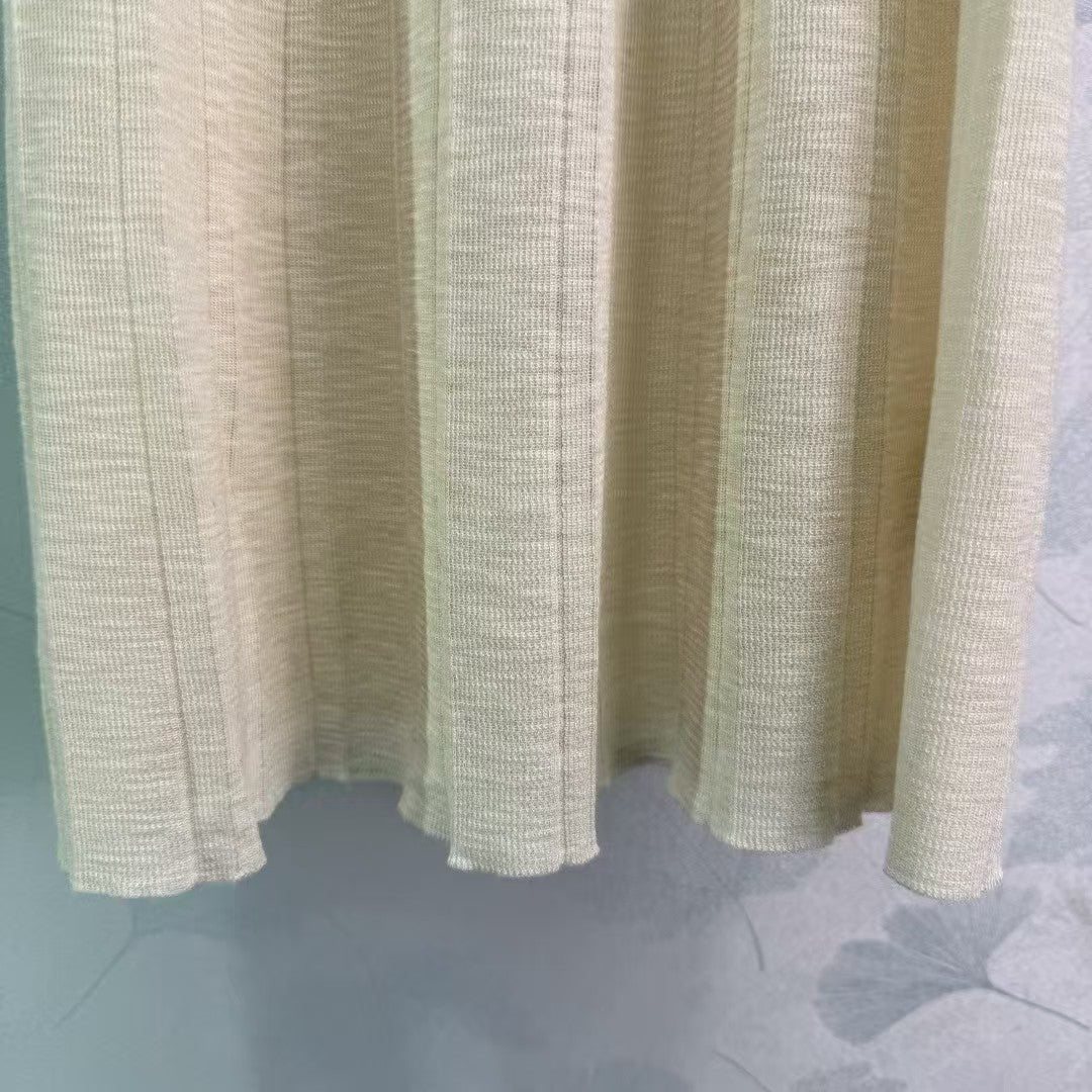 Halter neck pleated knitted vest