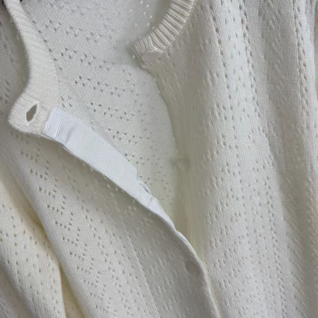 Hollow long-sleeved wool knit cardigan