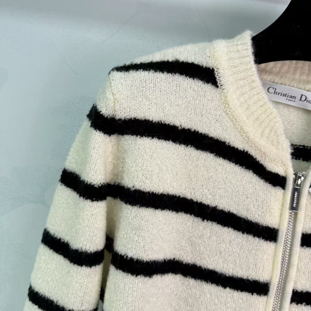 Striped knitted long-sleeved cardigan