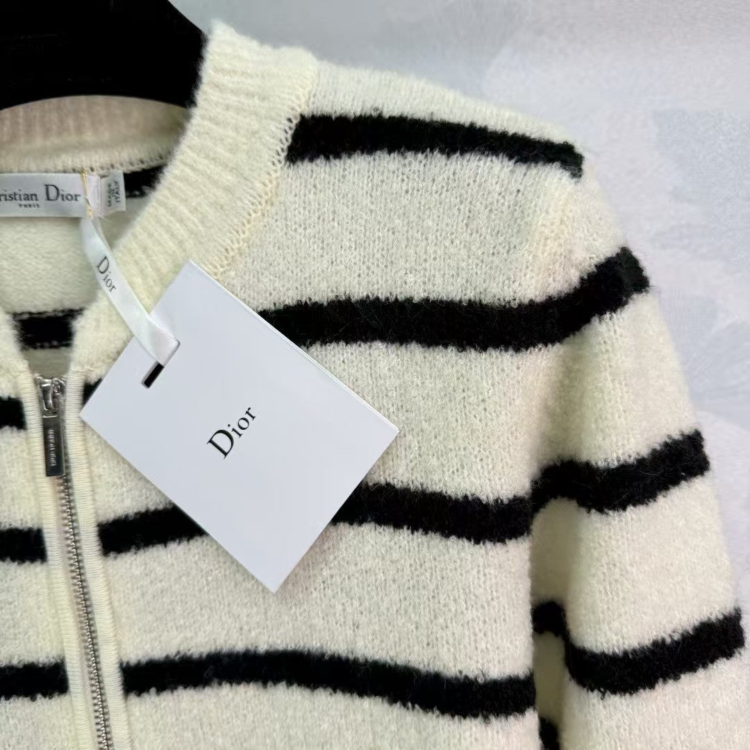 Striped knitted long-sleeved cardigan