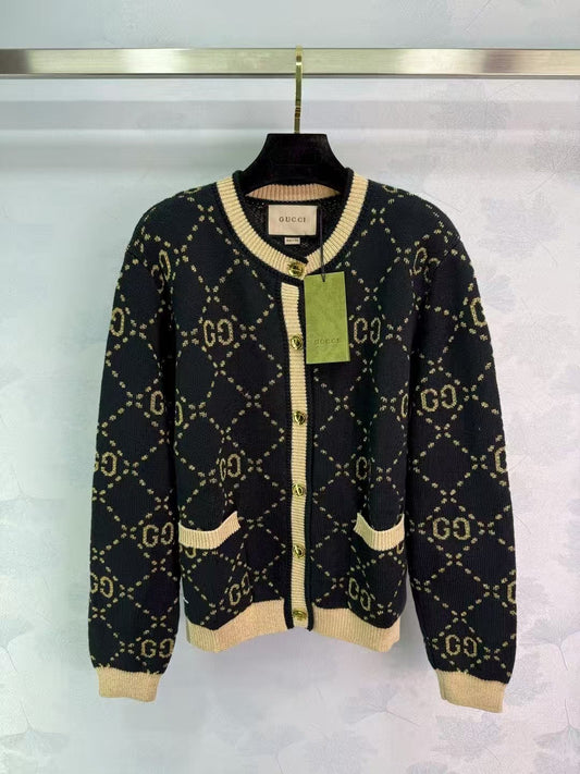 Round neck diamond jacquard long-sleeved cardigan