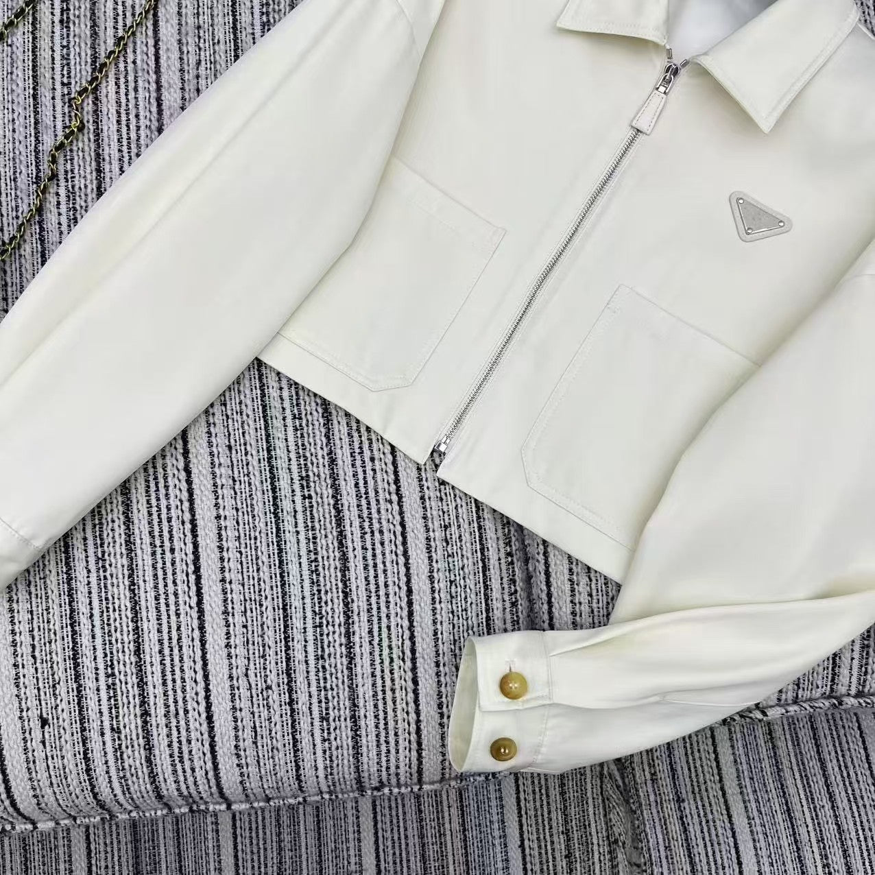 New lapel long-sleeved jacket