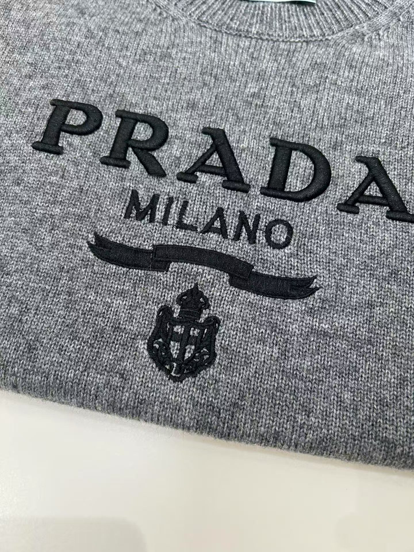 3D embroidered letters knitted wool short-sleeved shirt