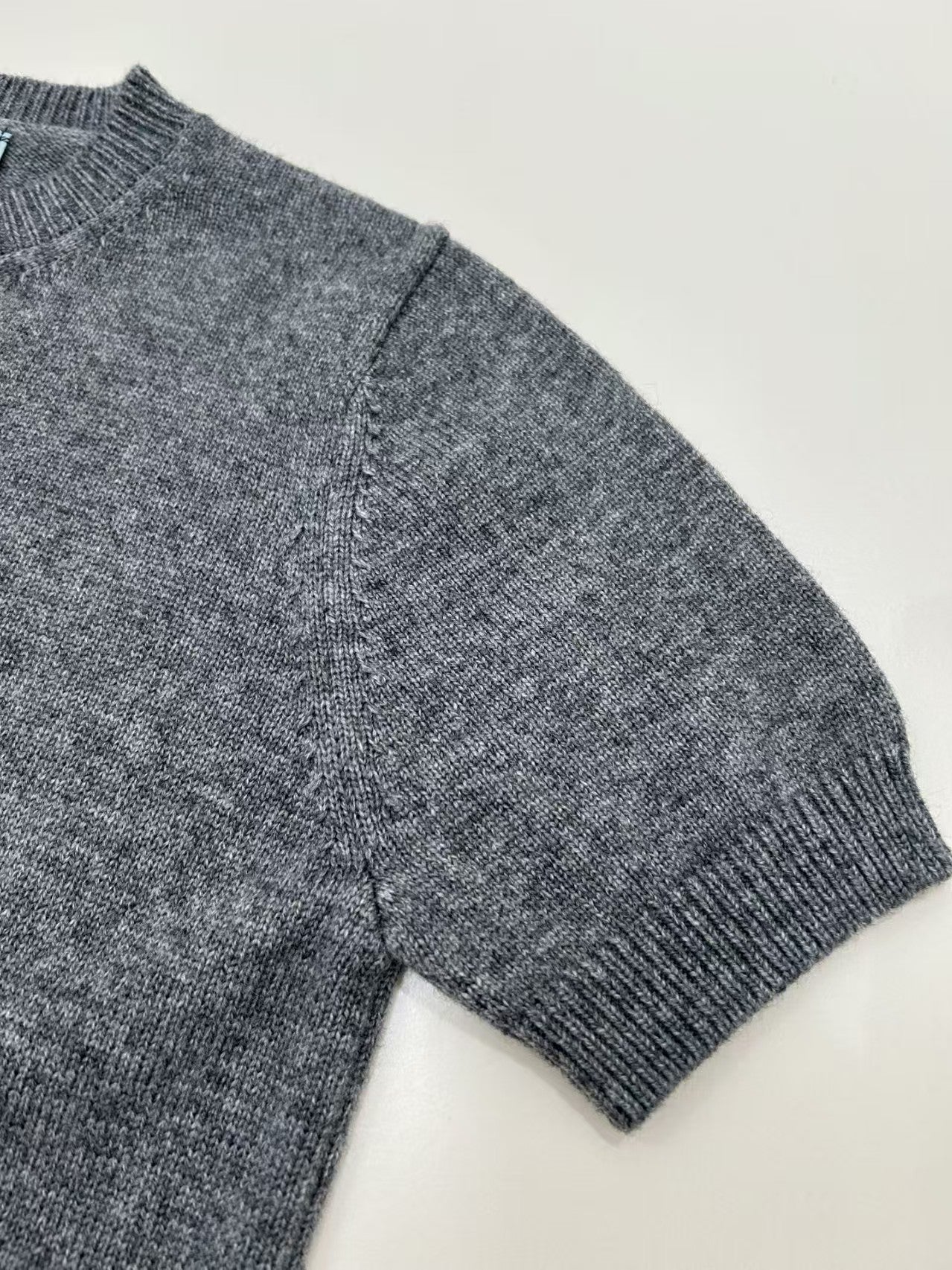 3D embroidered letters knitted wool short-sleeved shirt