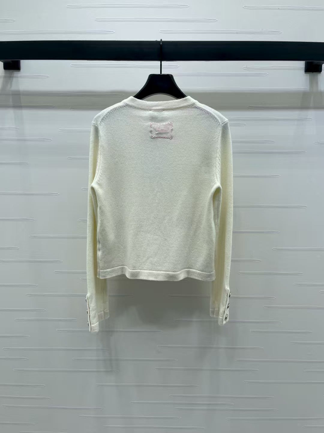 Double pocket knitted crew neck long sleeve cardigan!