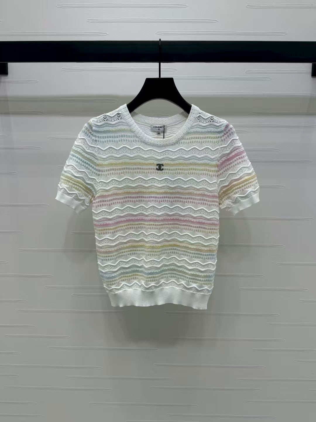 Striped crew neck knitted short sleeves