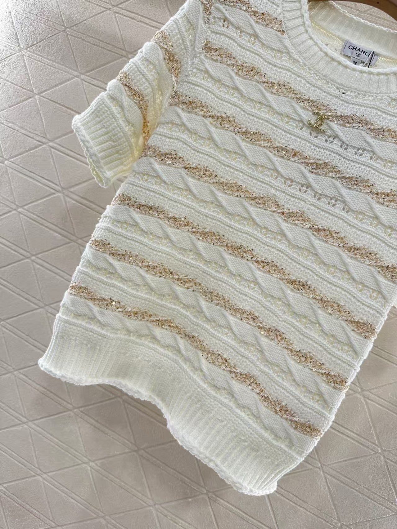 Sequined striped knit short sleeves