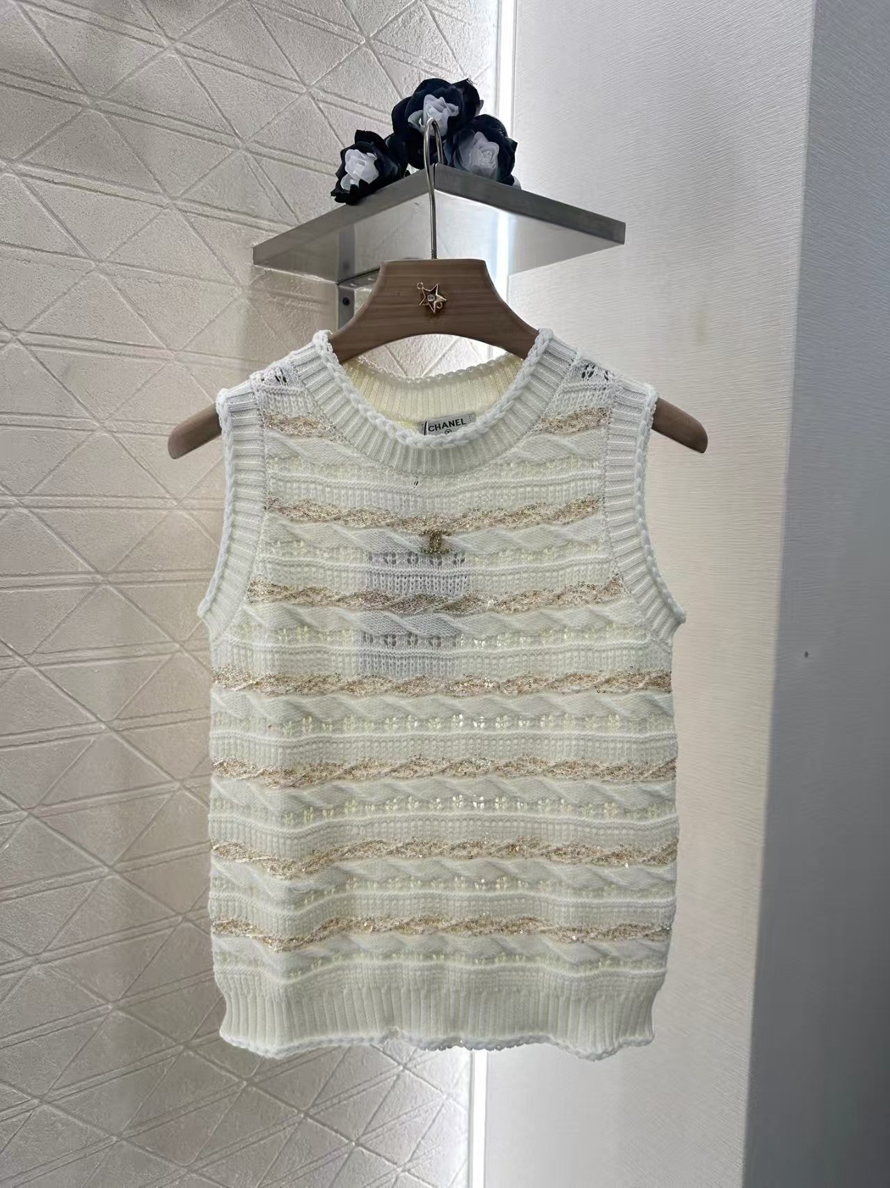 sequined striped knitted vest