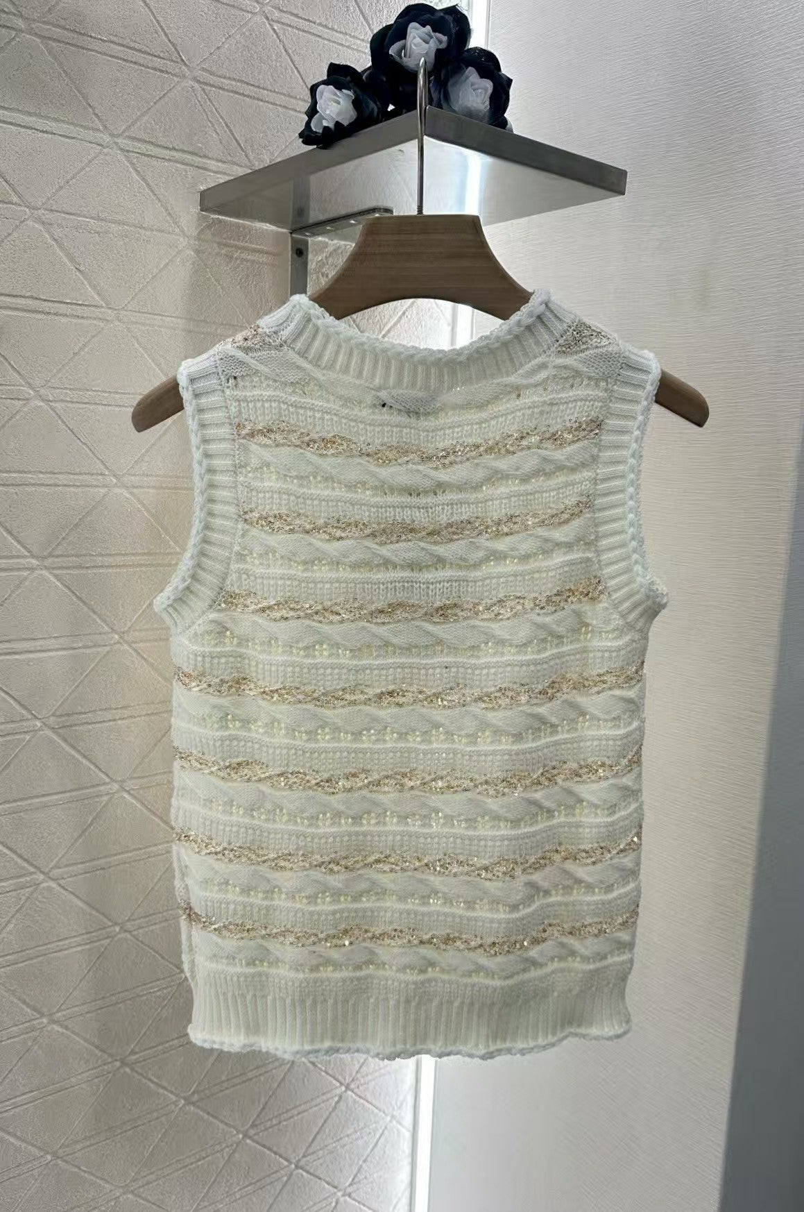 sequined striped knitted vest