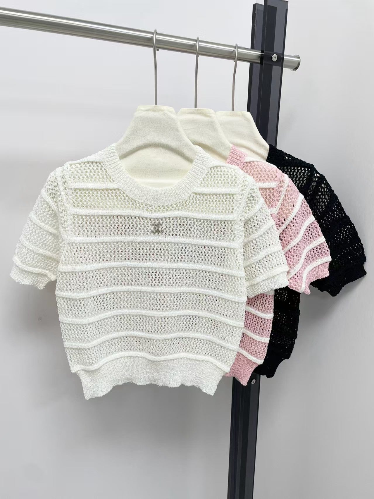 Striped hollow short sleeves