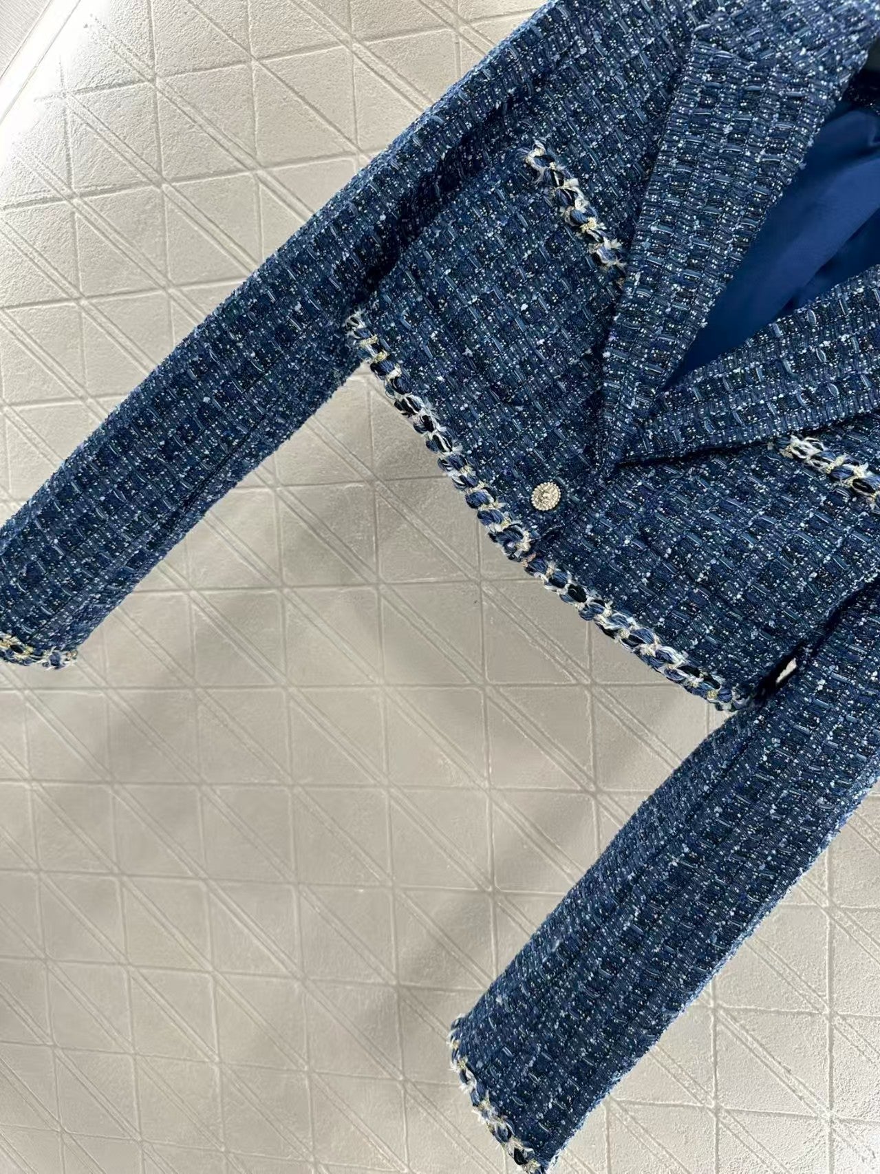 Heavy-duty short dress jacket