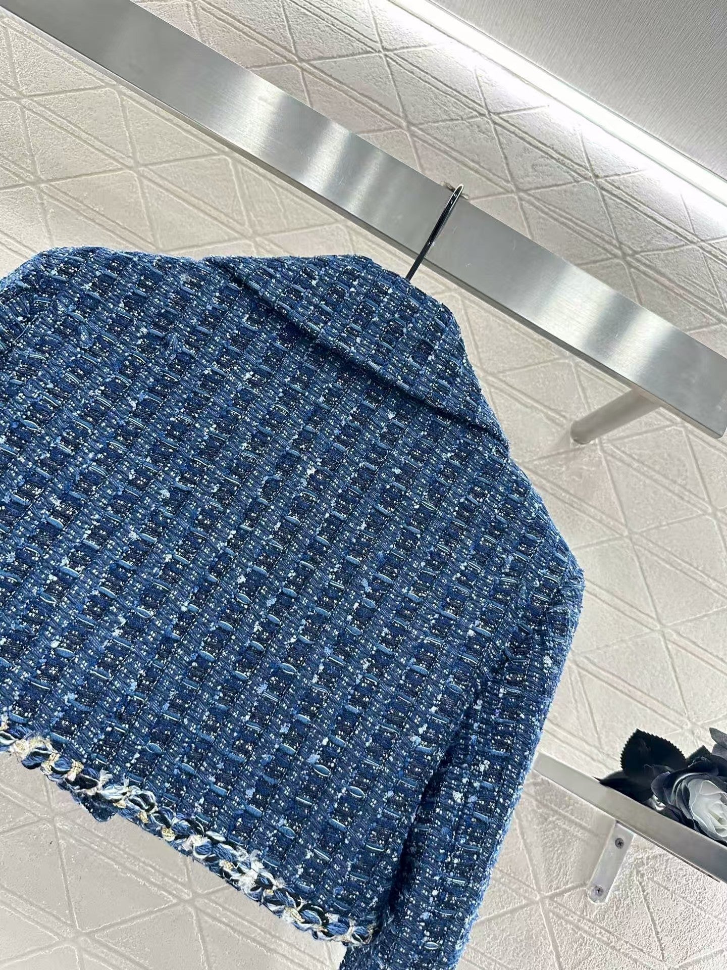 Heavy-duty short dress jacket