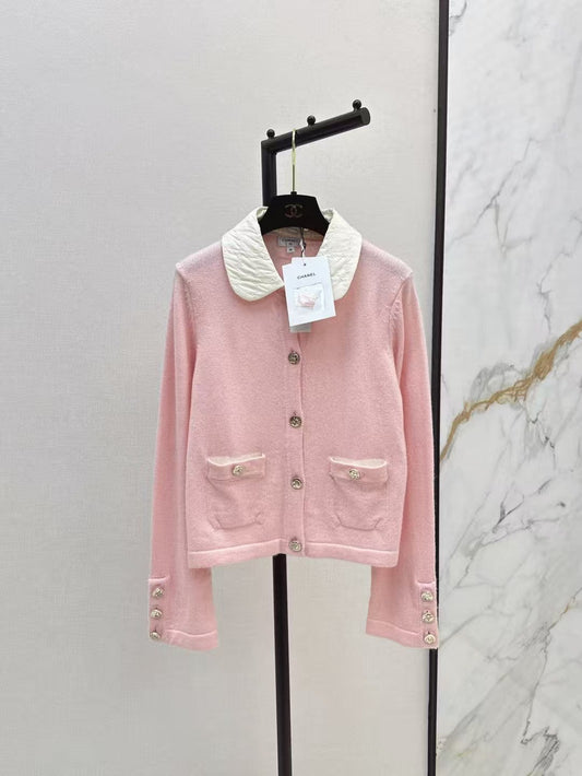 Contrast lapel knitted cardigan