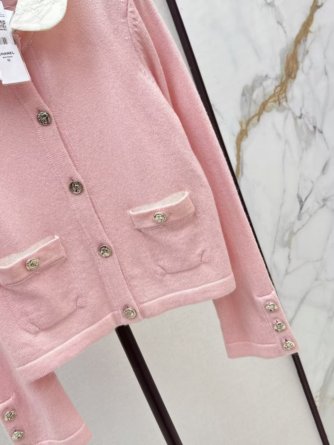 Contrast lapel knitted cardigan