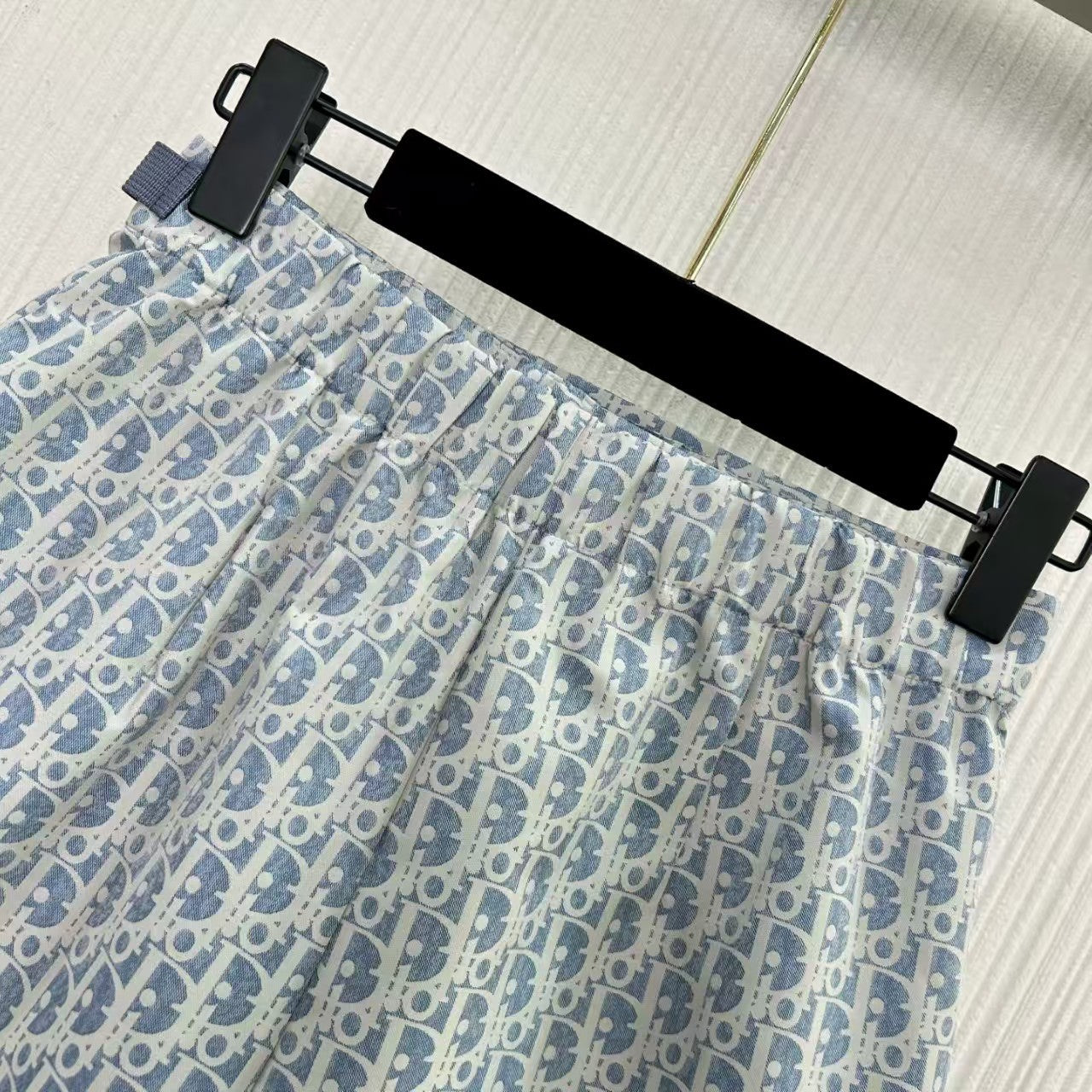 Classic monogram side skirt pants