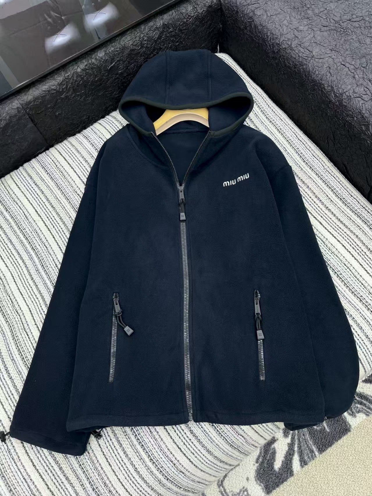 New drawstring fleece hooded jacket