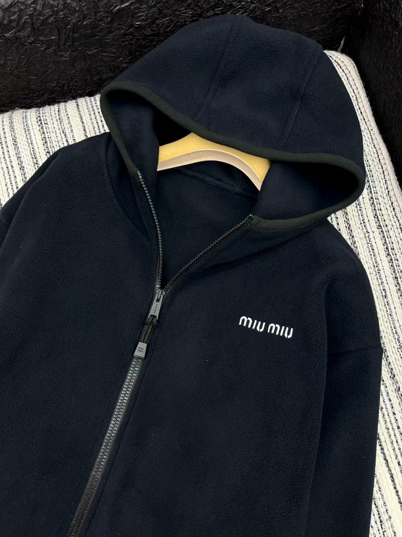 New drawstring fleece hooded jacket