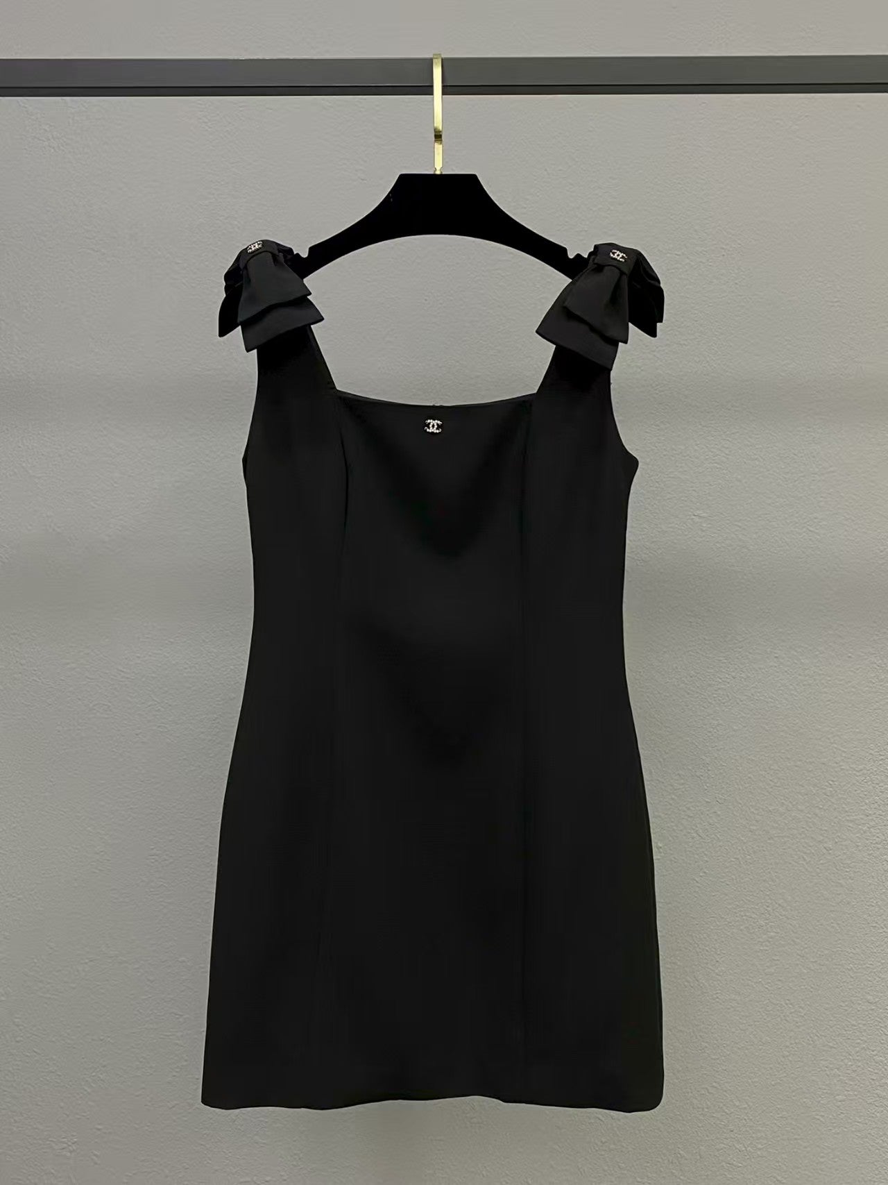 rhinestone logo bow sleeveless dress